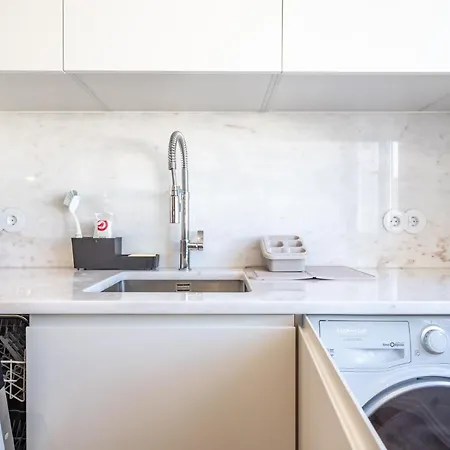 Apartamento Akicity Benfica Stone *